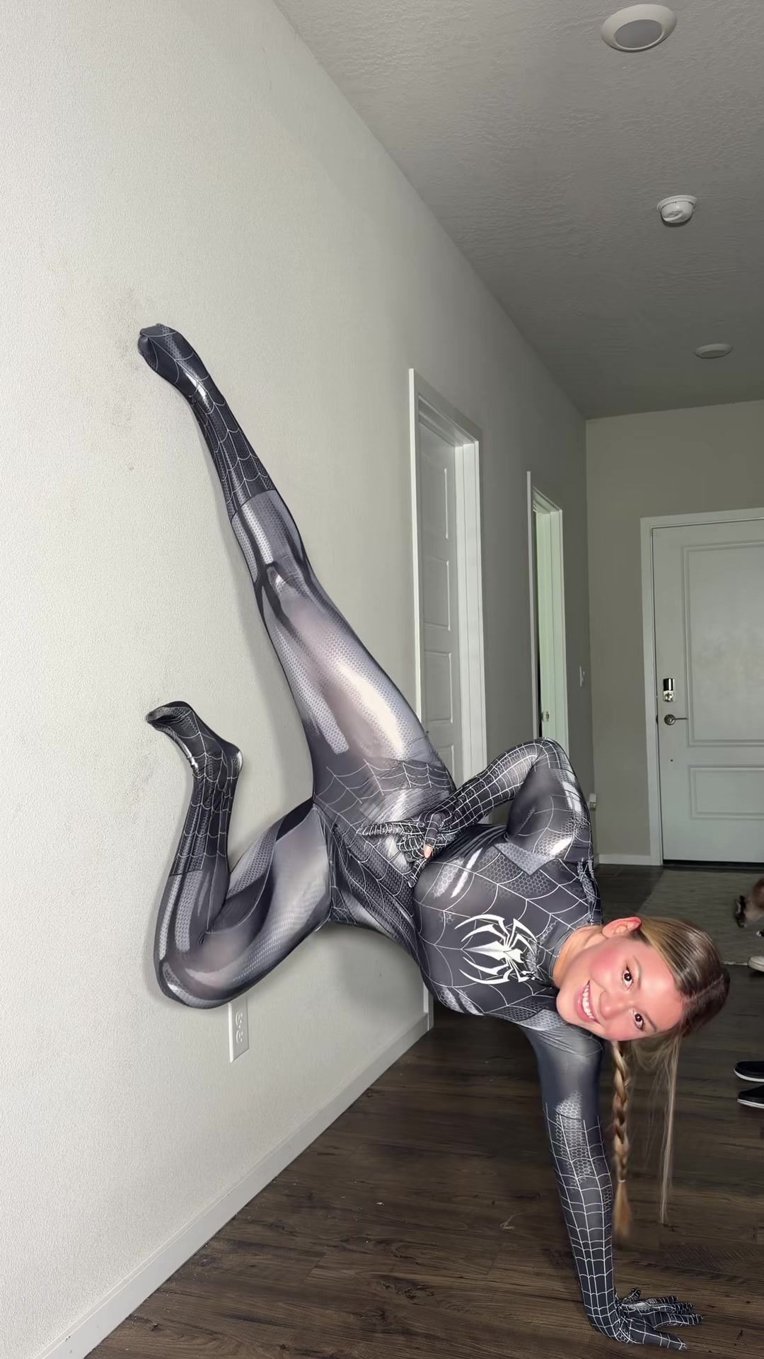 @Alainecheeks