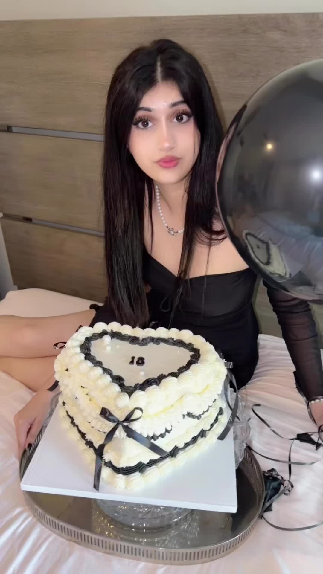 @$abrina