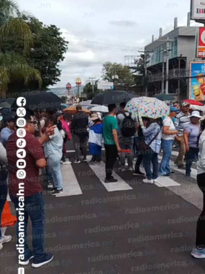 @Radio Am&eacute;rica Honduras