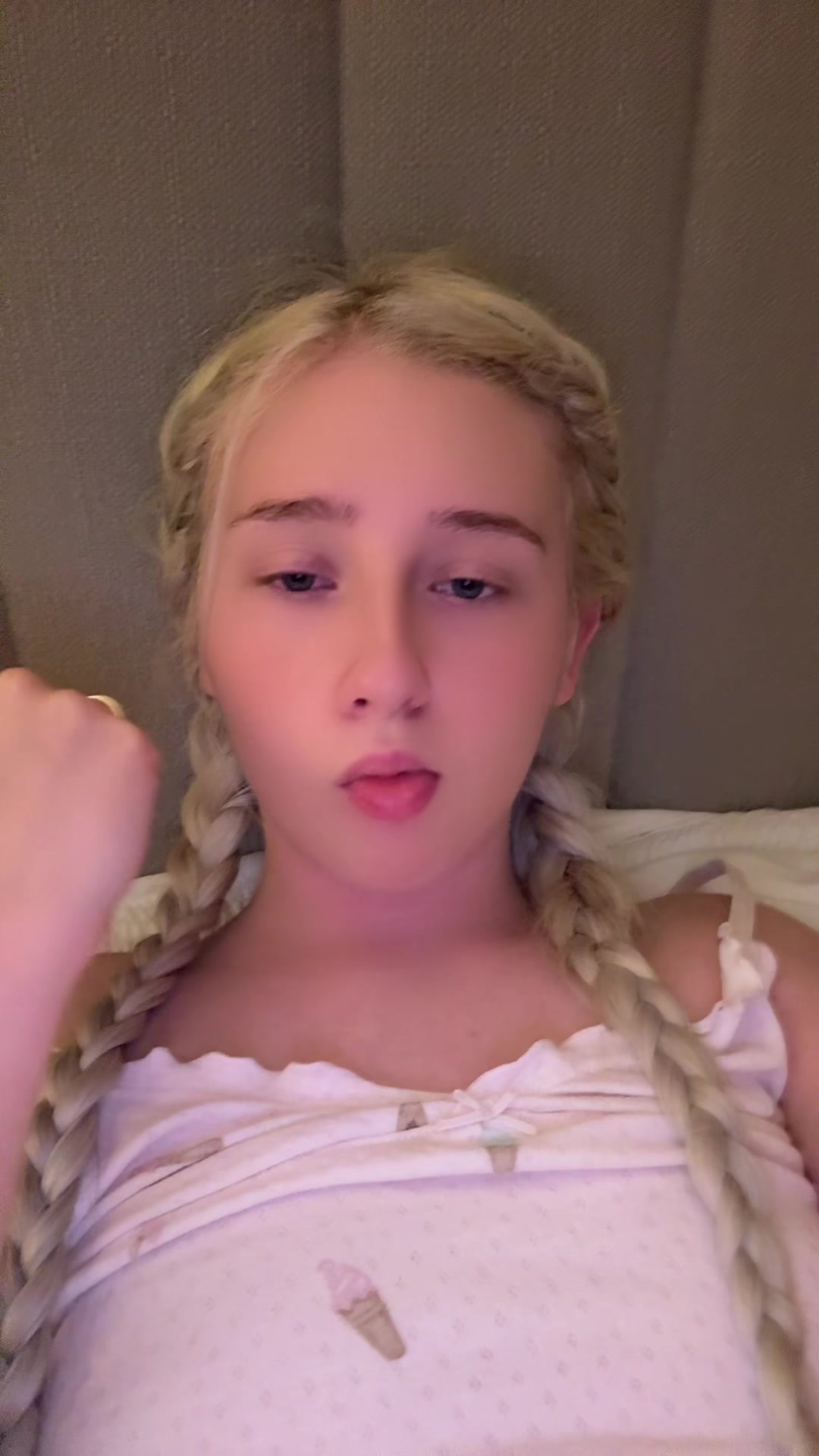 @harleymaeee2