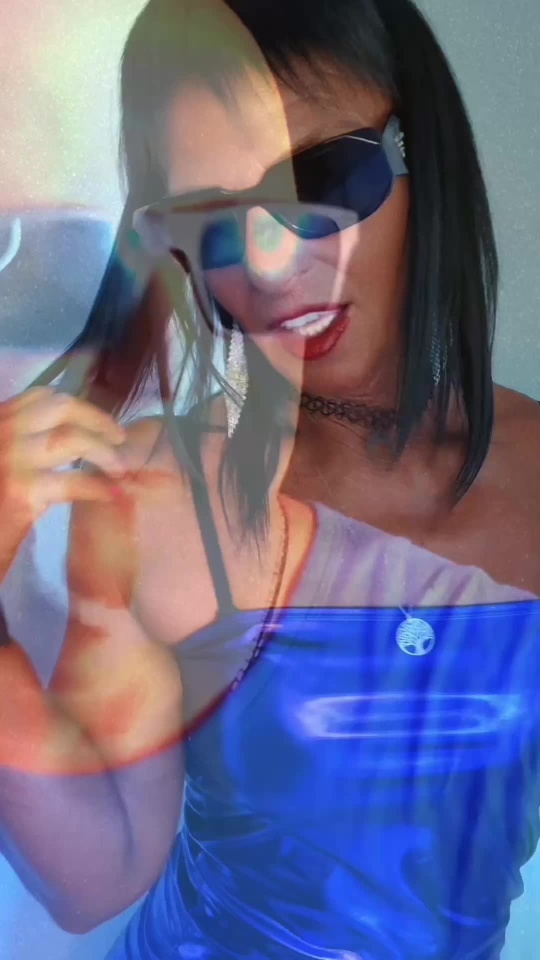 @Eleonora