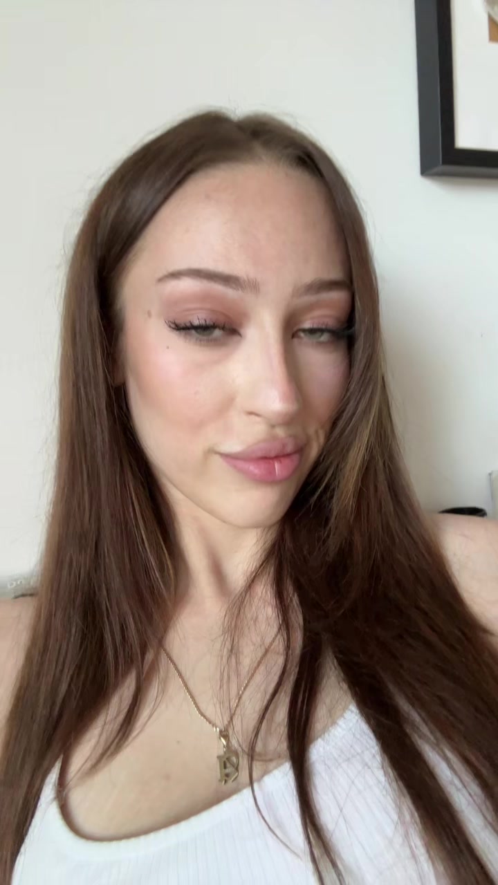 @hellcazlookneon