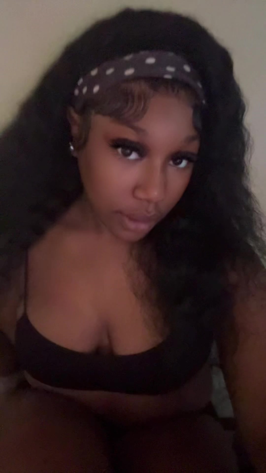 @😌