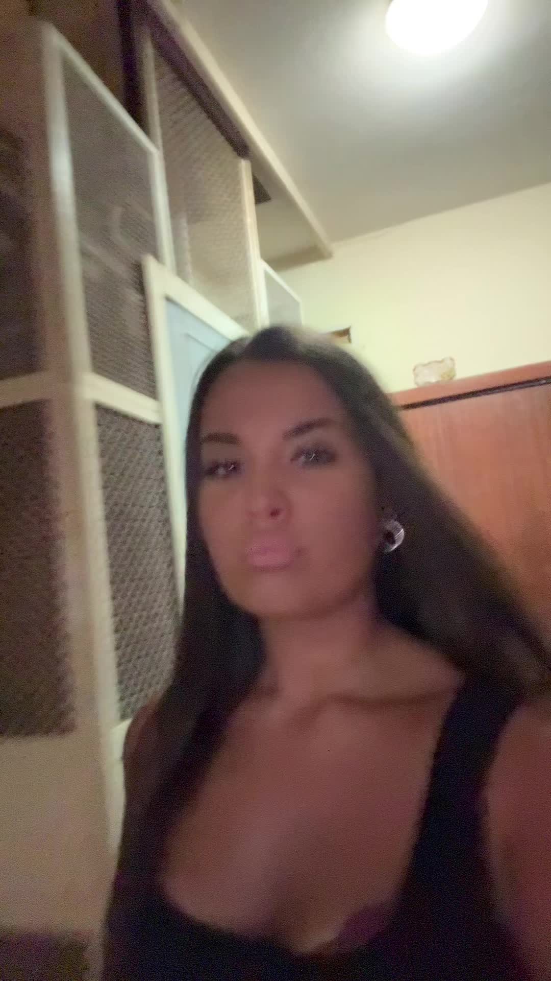 @v&igrave;