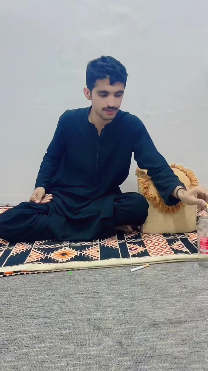 @ن ص ي ر حسين مروت ________A