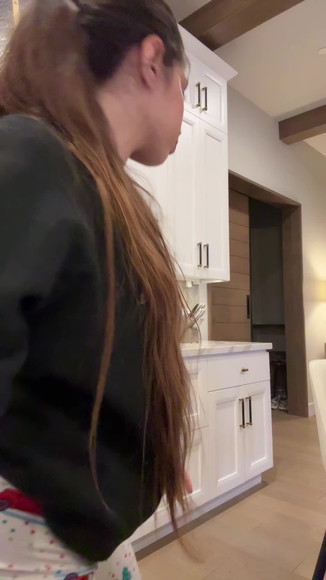 @emb8800