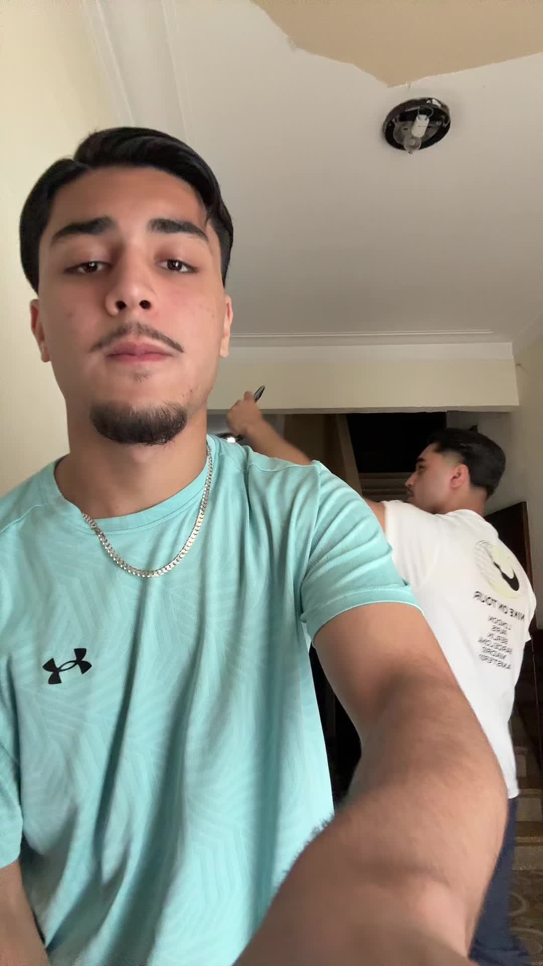 @Ibo.89