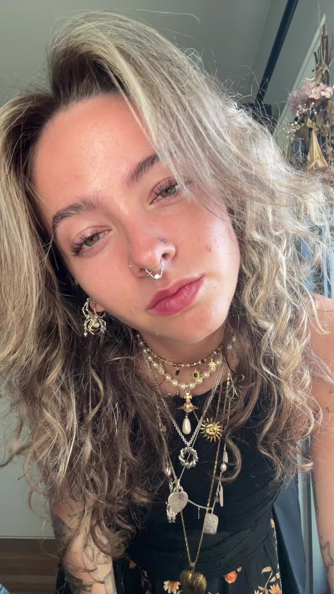 @fabiennentt