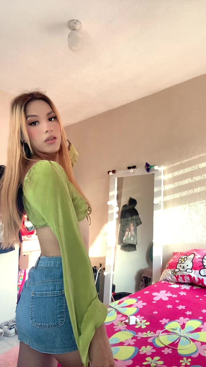 @Chloe zarate