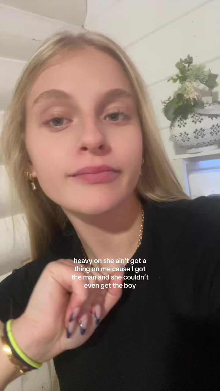 @millie_adair