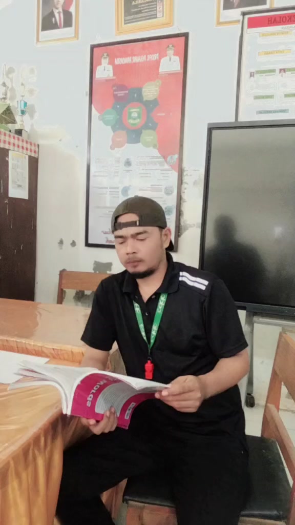 @Dari Kontak Anda