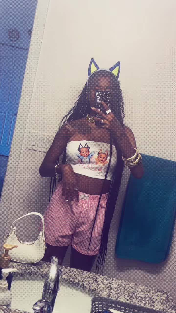 @mya