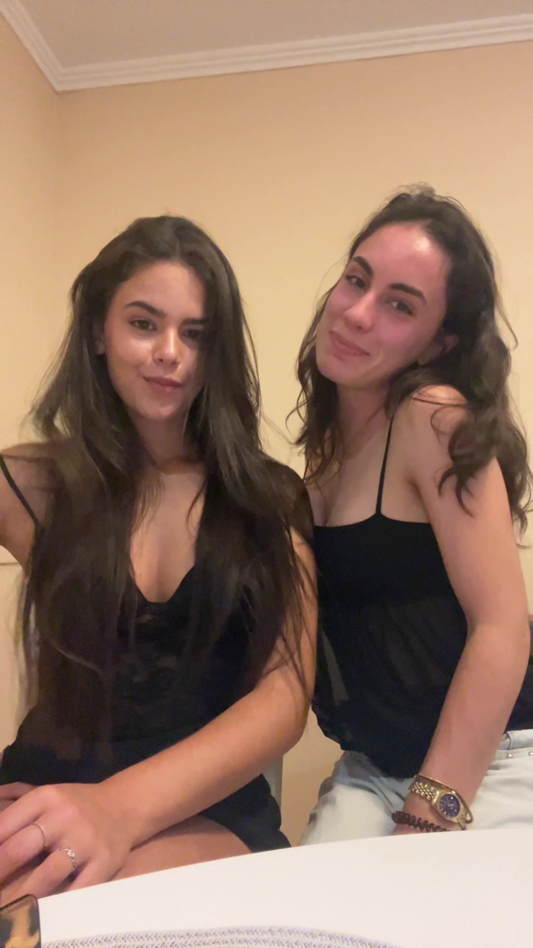 @Julss