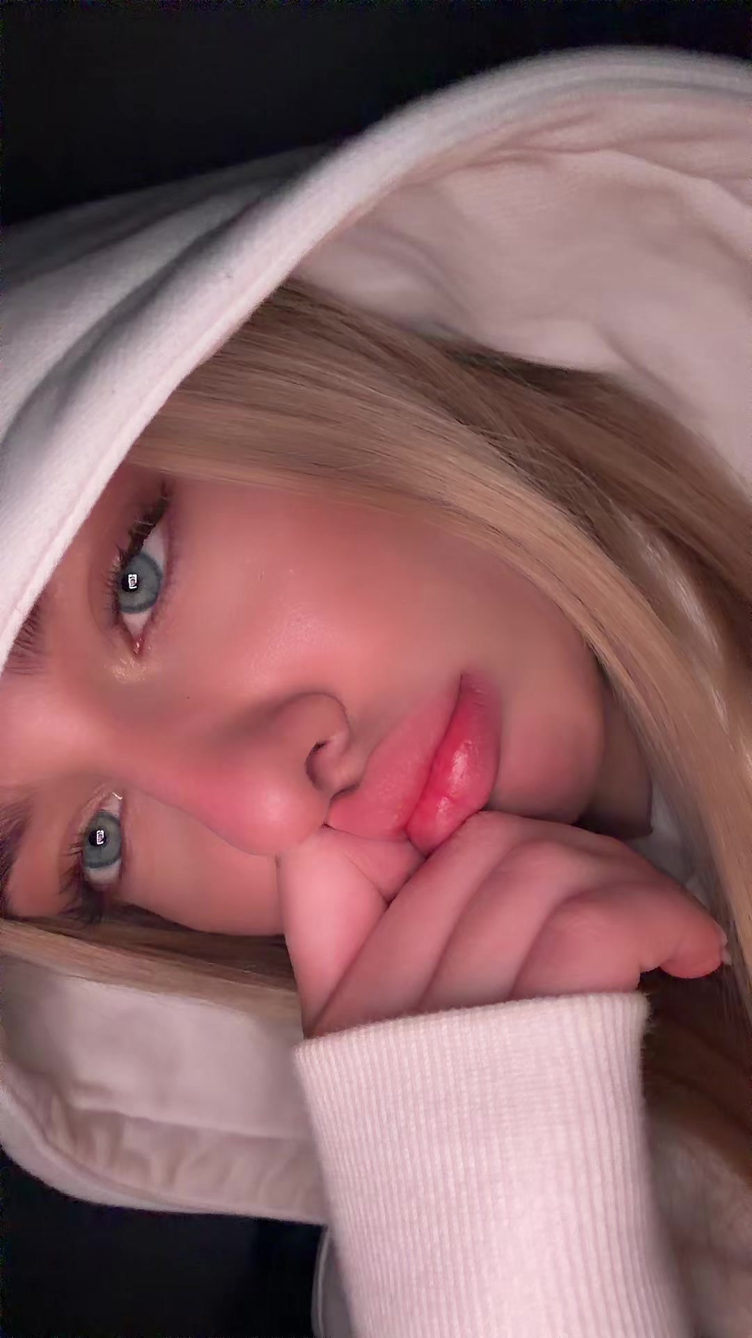 @тгк: лапочка