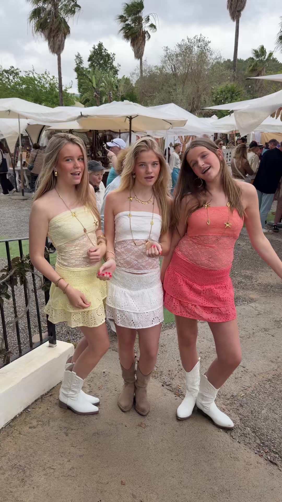 @Fashionomi