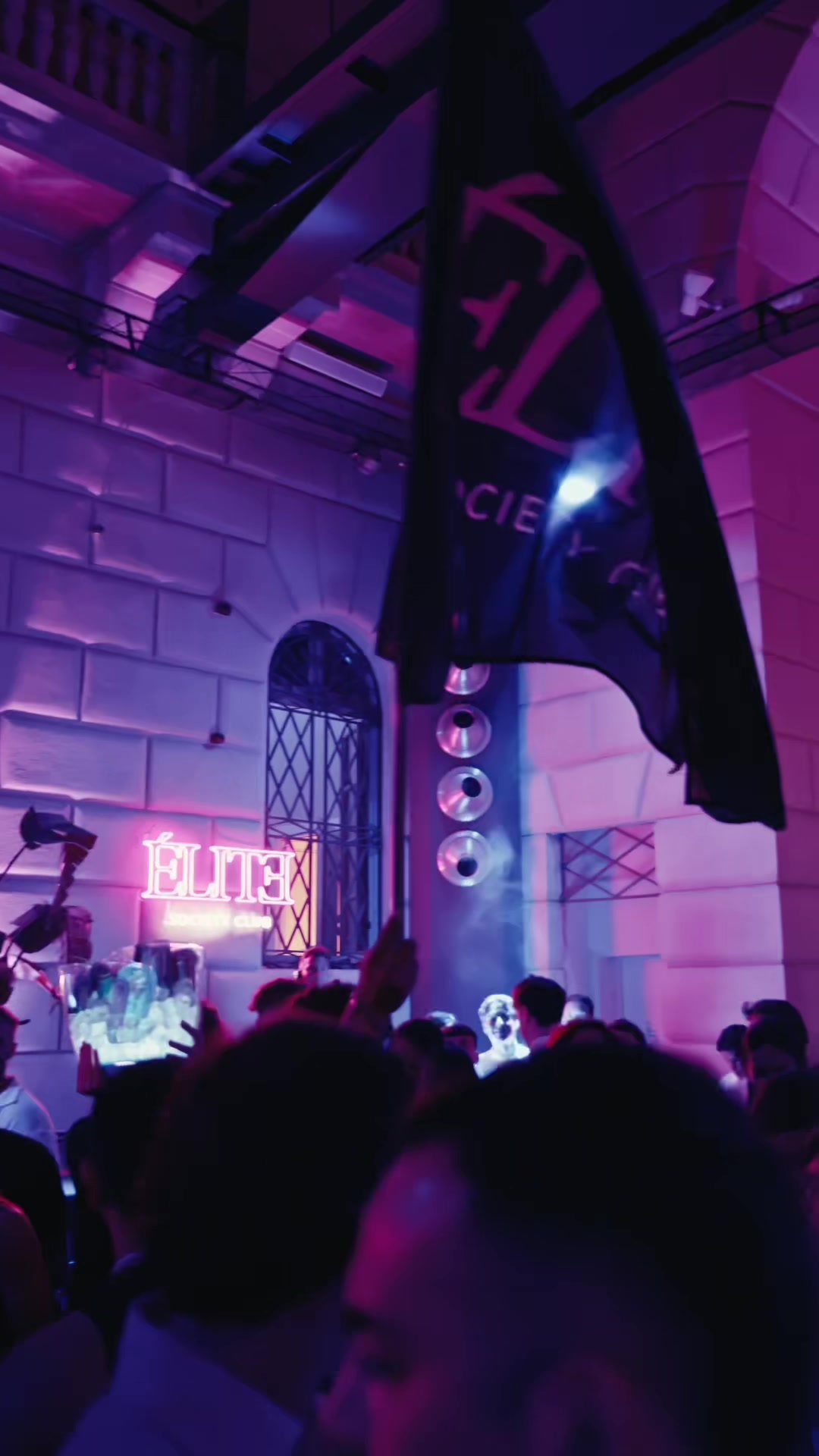 @&Eacute;lite Society Club