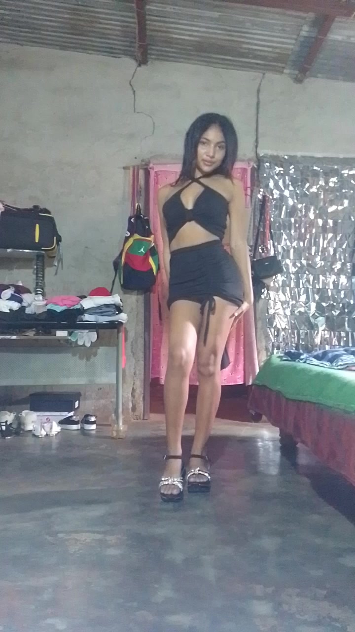 @👑La Peque&ntilde;a👑