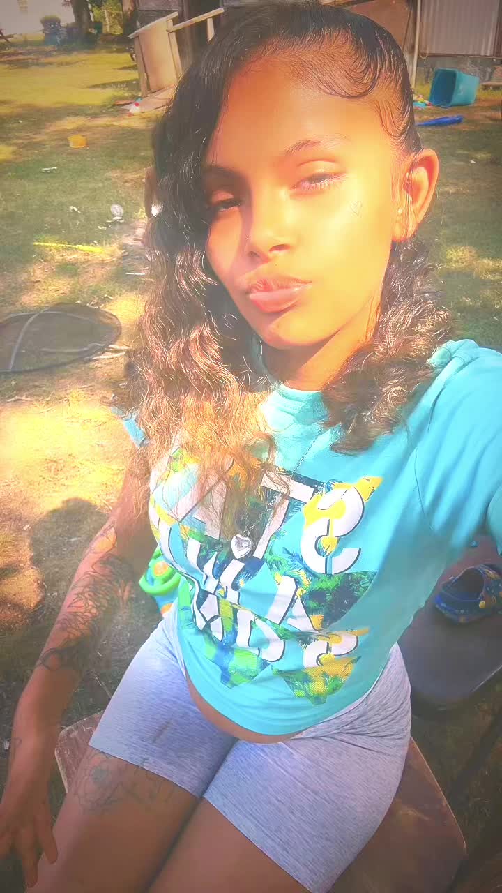 @Ay Risaa