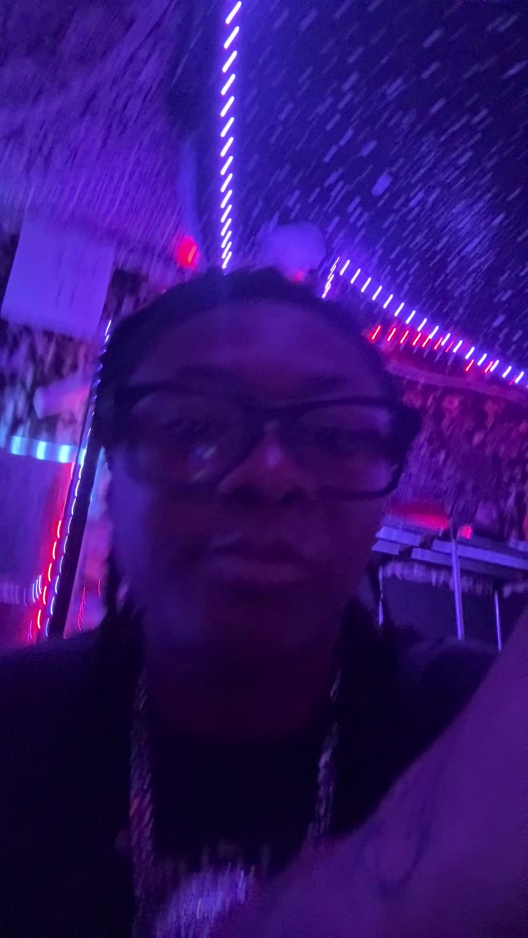 @TWEEZNEXTDOOR