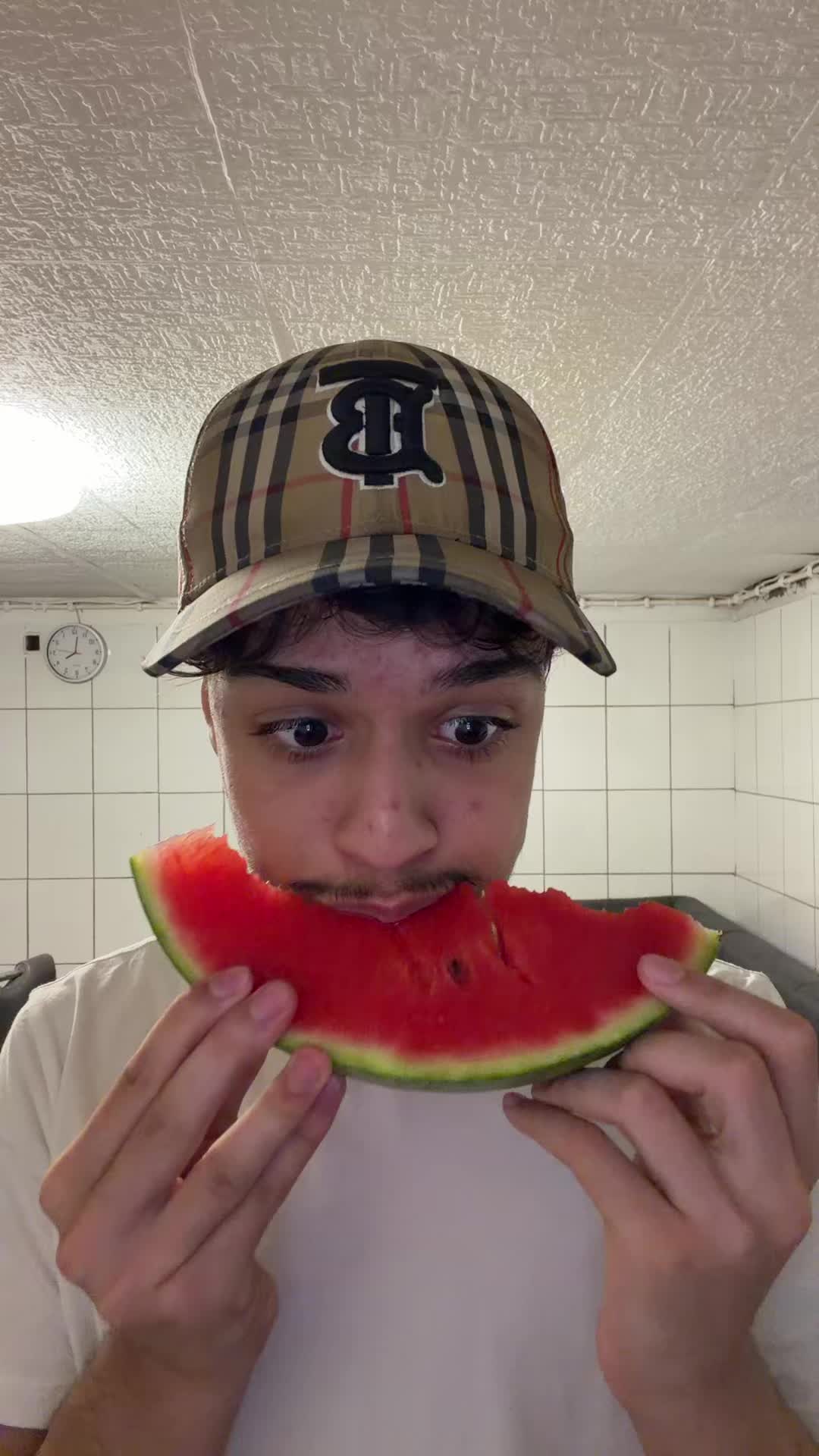 @Hewadbroo
