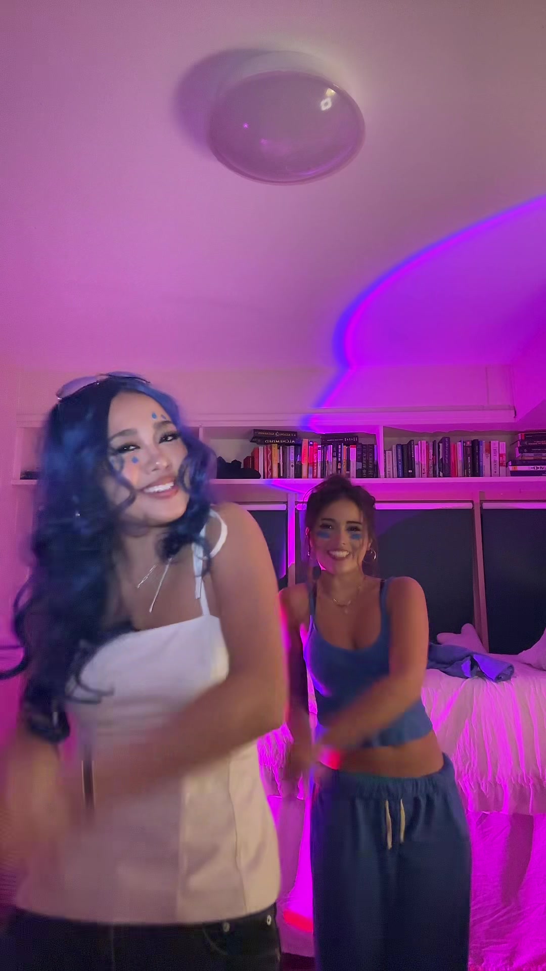 @Tina