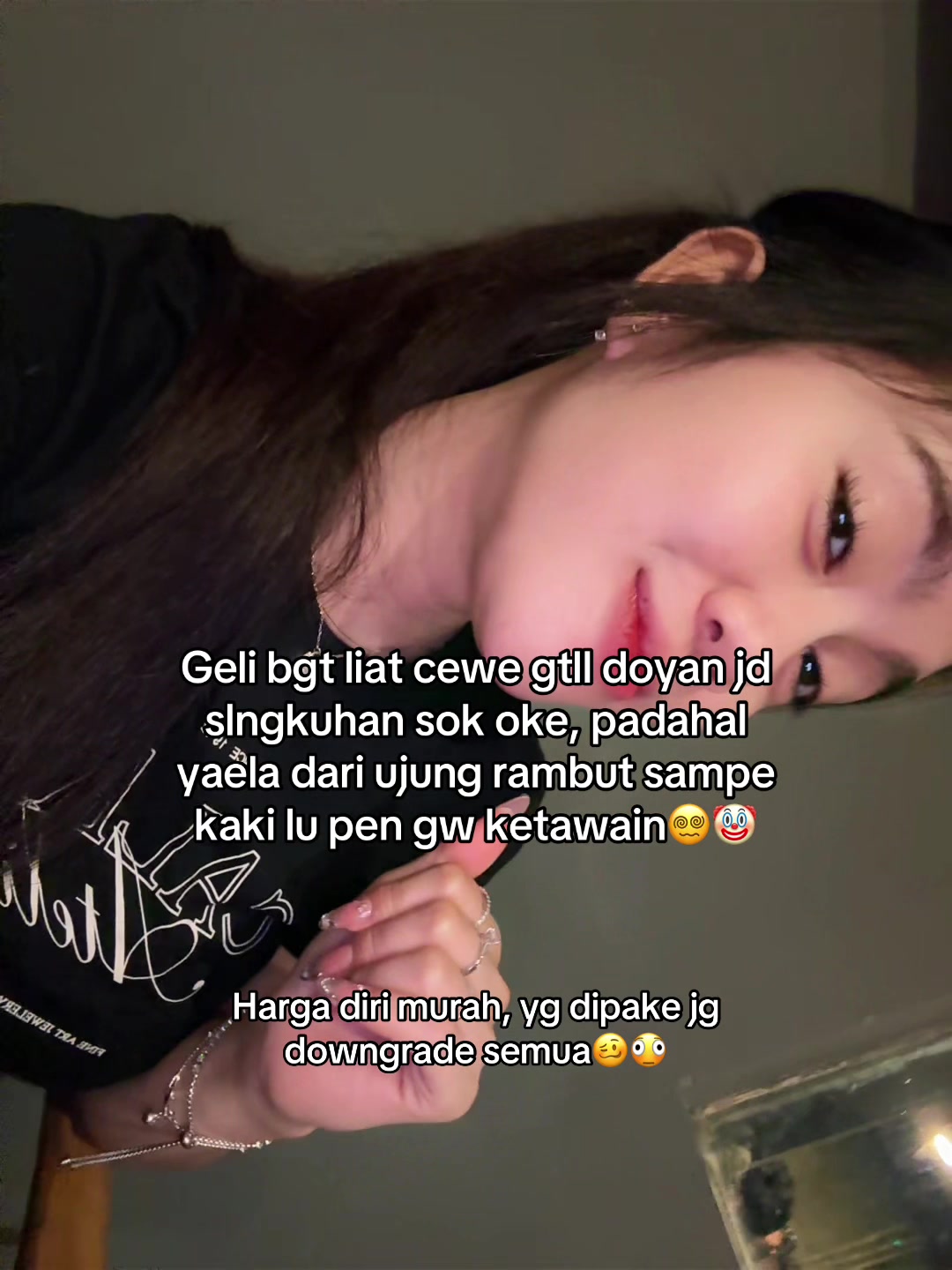 @AGNESSTANIA