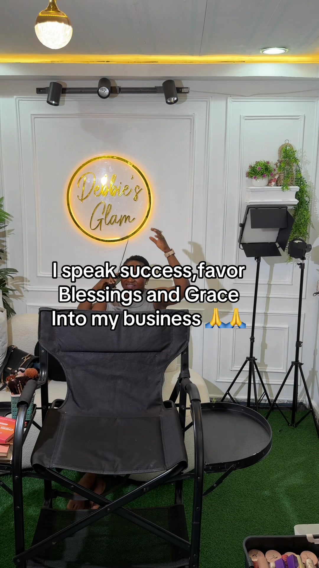 @Debbiesglamabuja