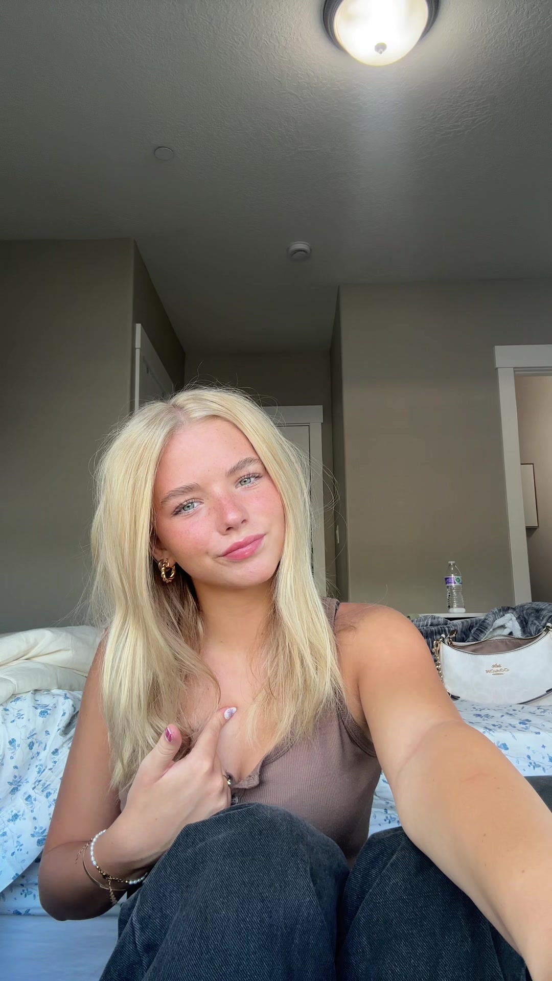 @avee.mae