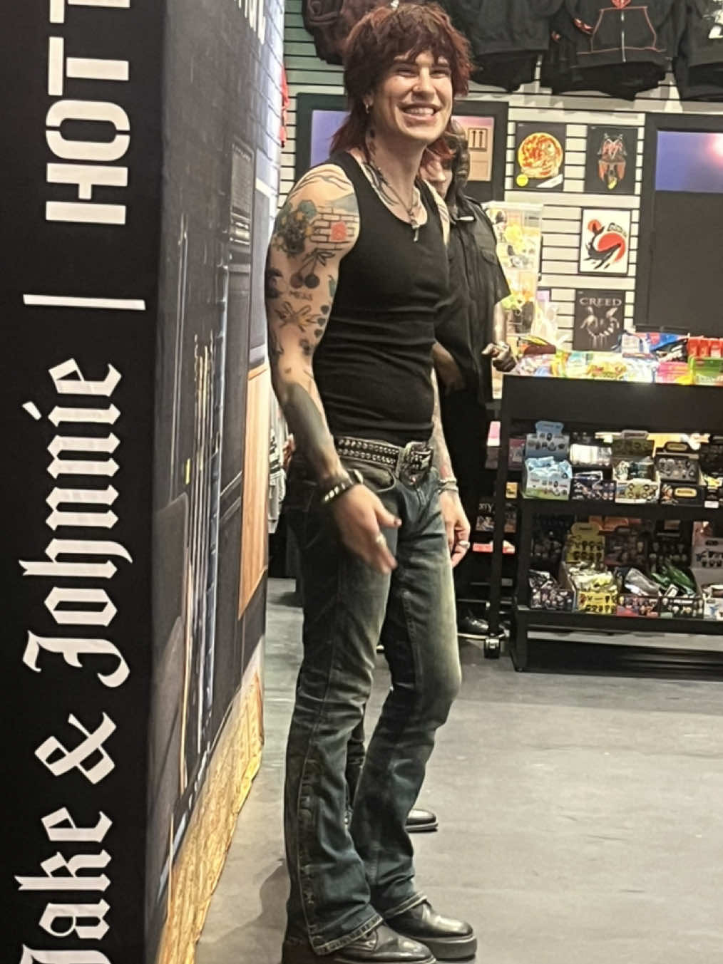 @𝕾𝖔𝖕𝖍𝖎𝖆
