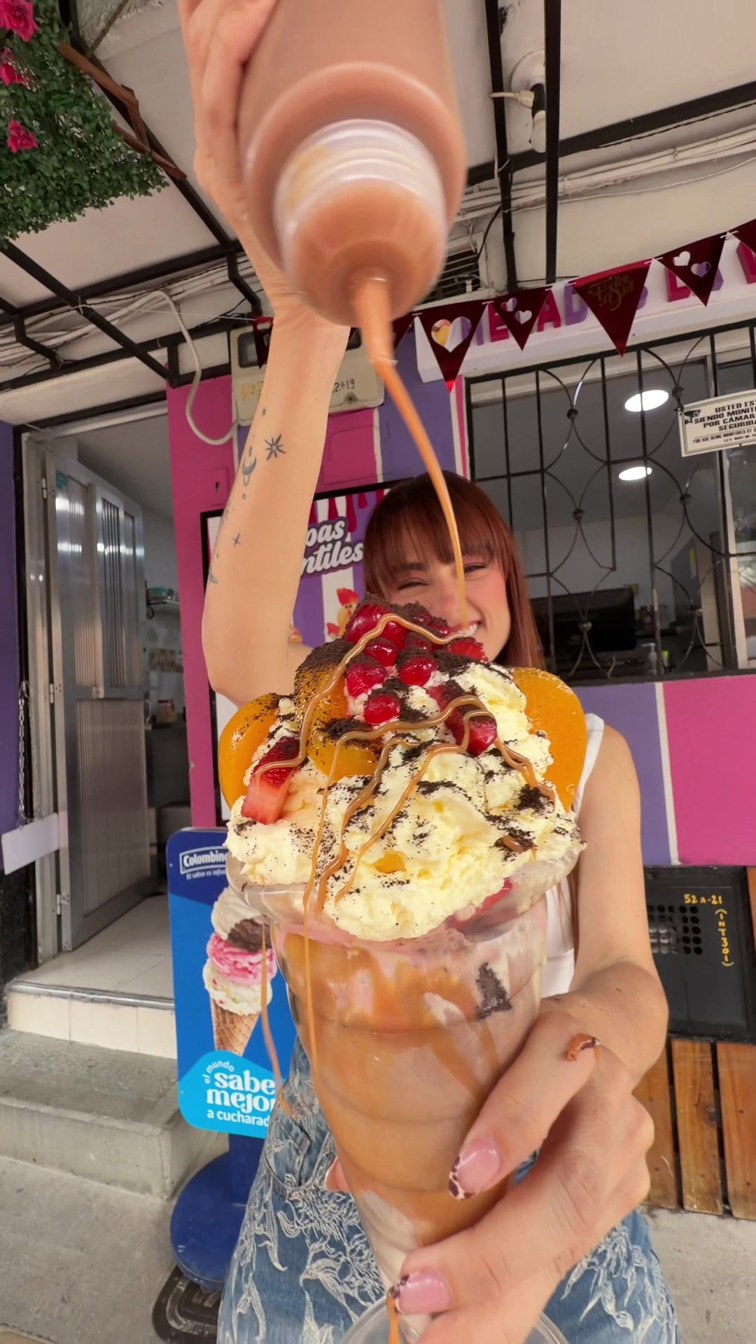 @LolaCarolaFood