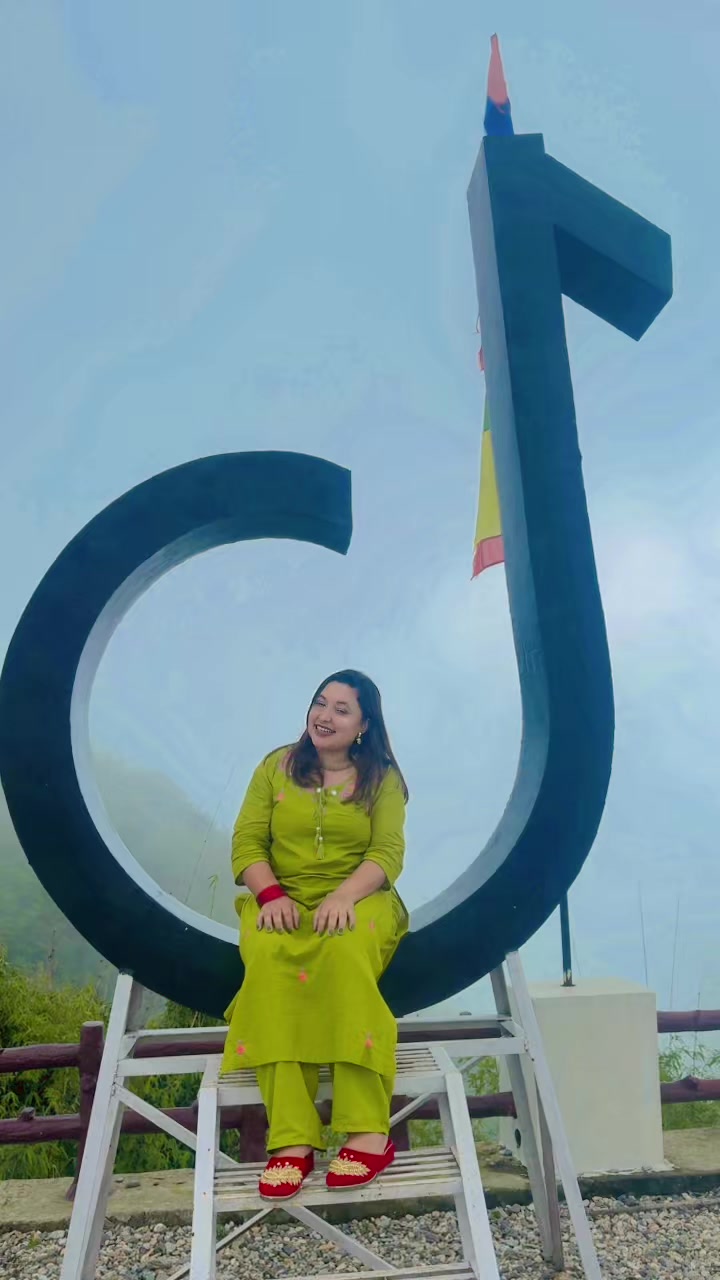@Parbati Kunwar ⚖️📚️
