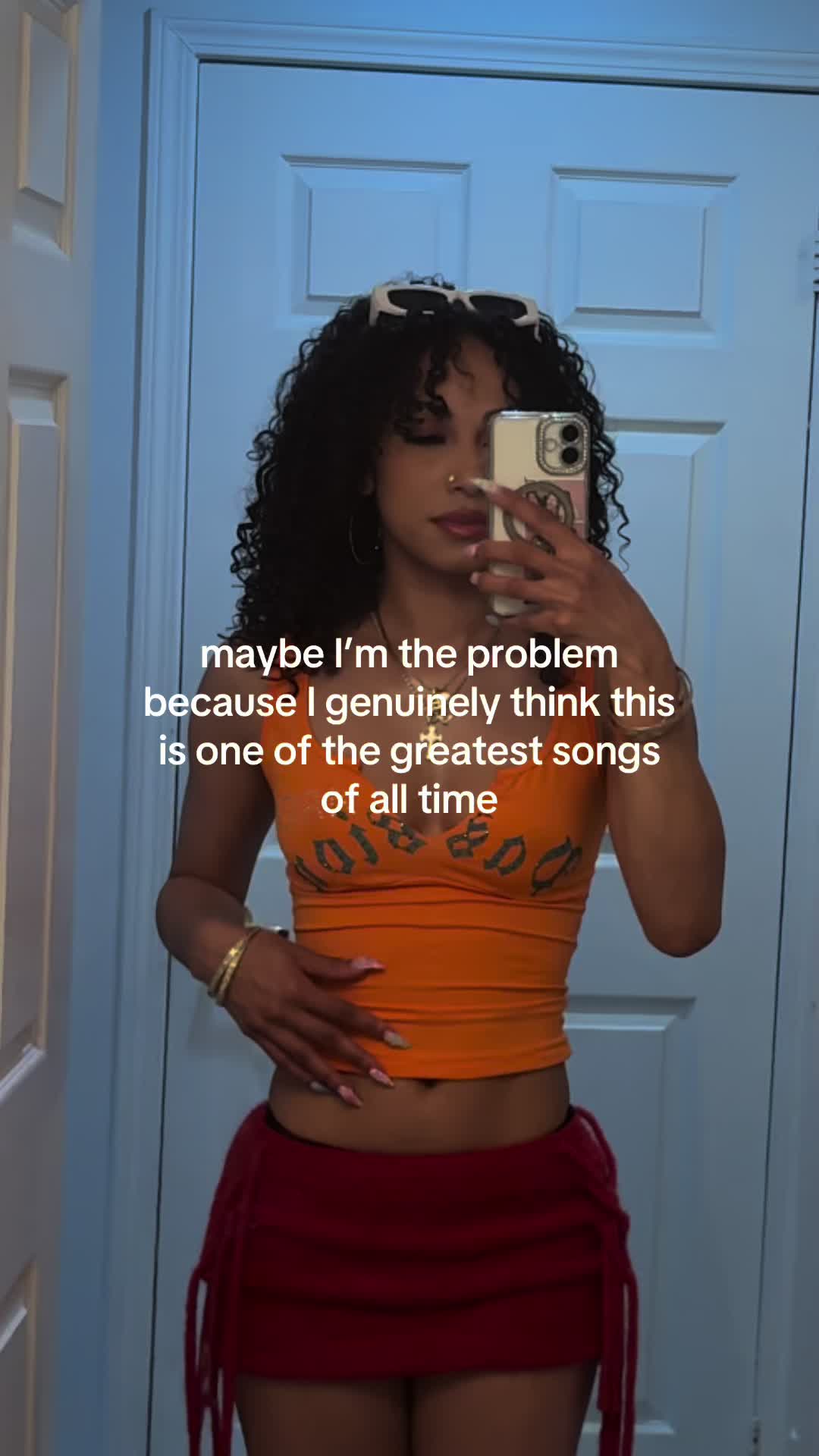 @ELLENIA MIONI