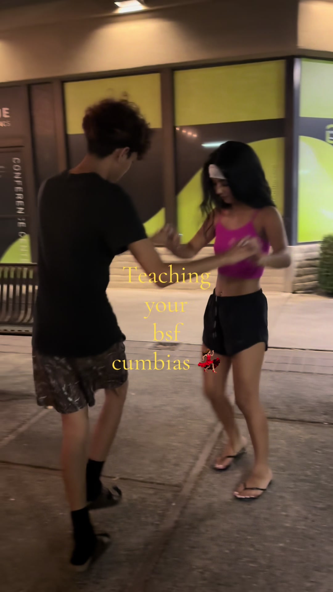 @🫧🤸&zwj;♀️💞🎵🪩🌺💋🎀🛍️🐚🌟🍓🧿