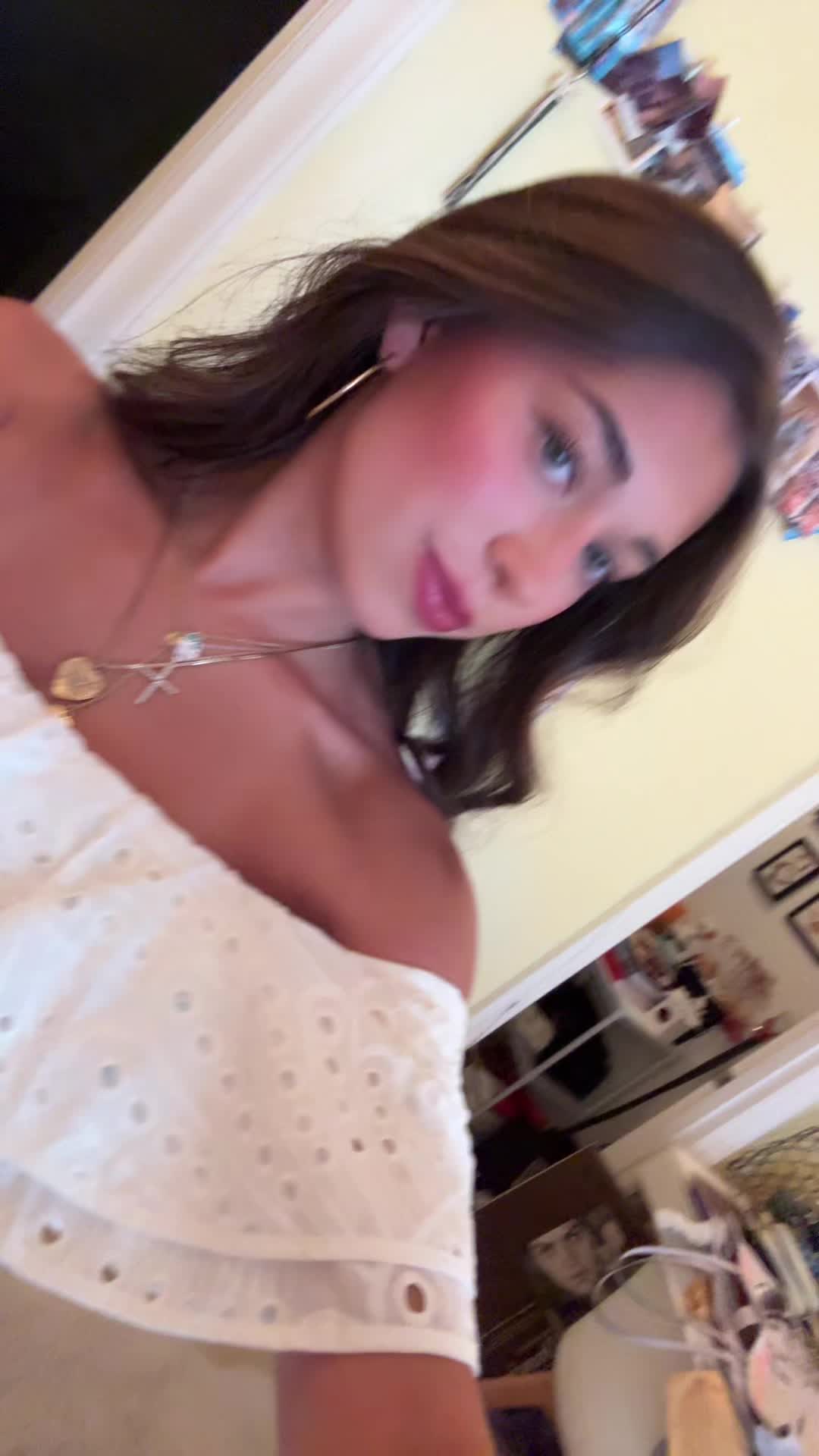 @Ell