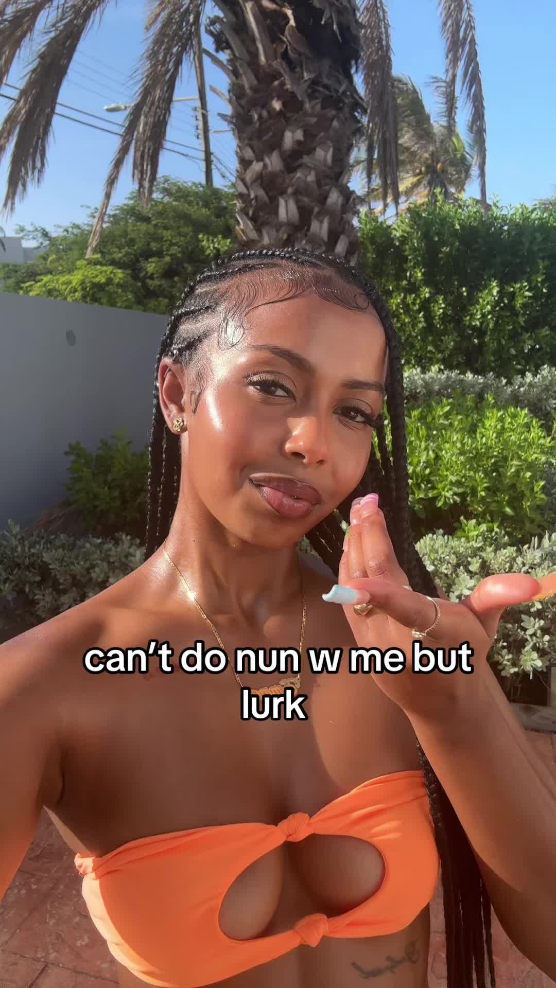 @emneezy