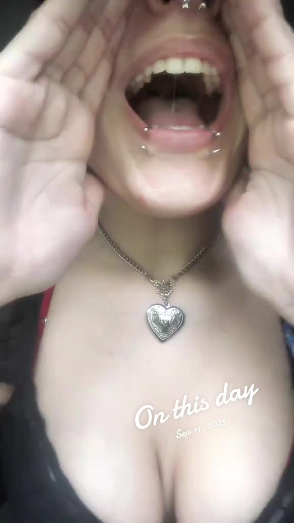 @Zora Estella