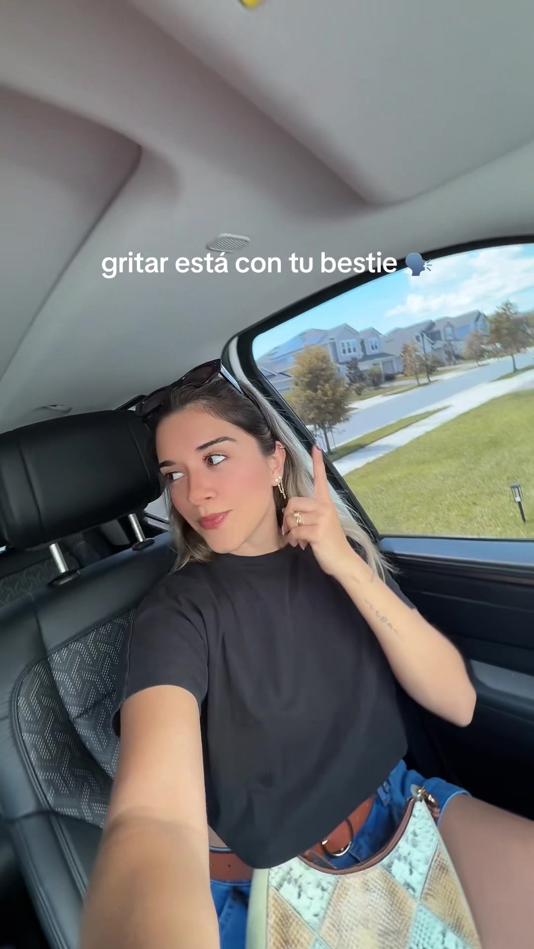 @kerrrenmora