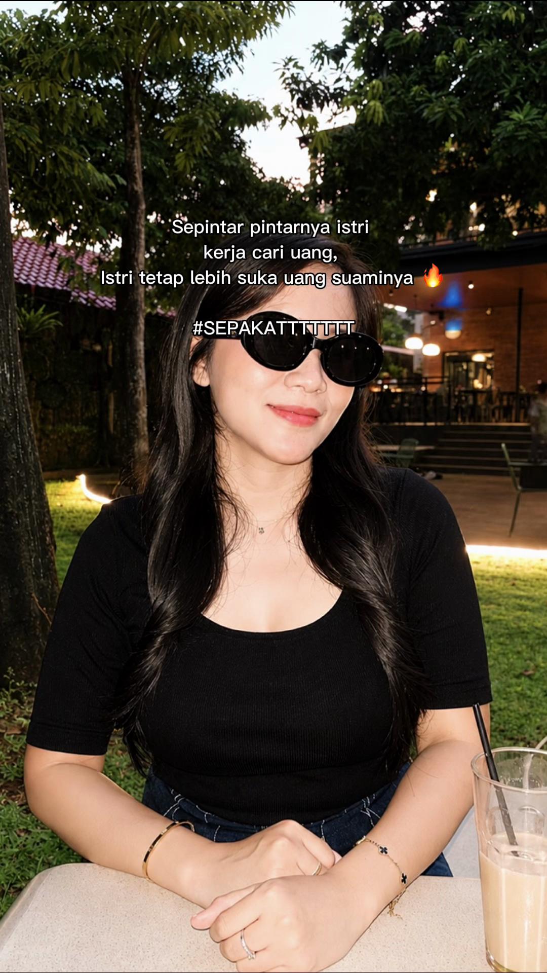 @𝑵𝒐𝒗𝒊𝒂𝒖˚✿˖ | Spill Disini
