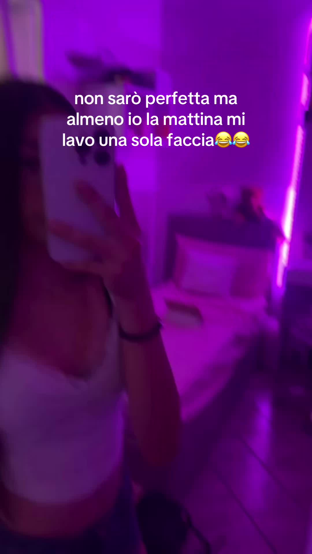 @🦈