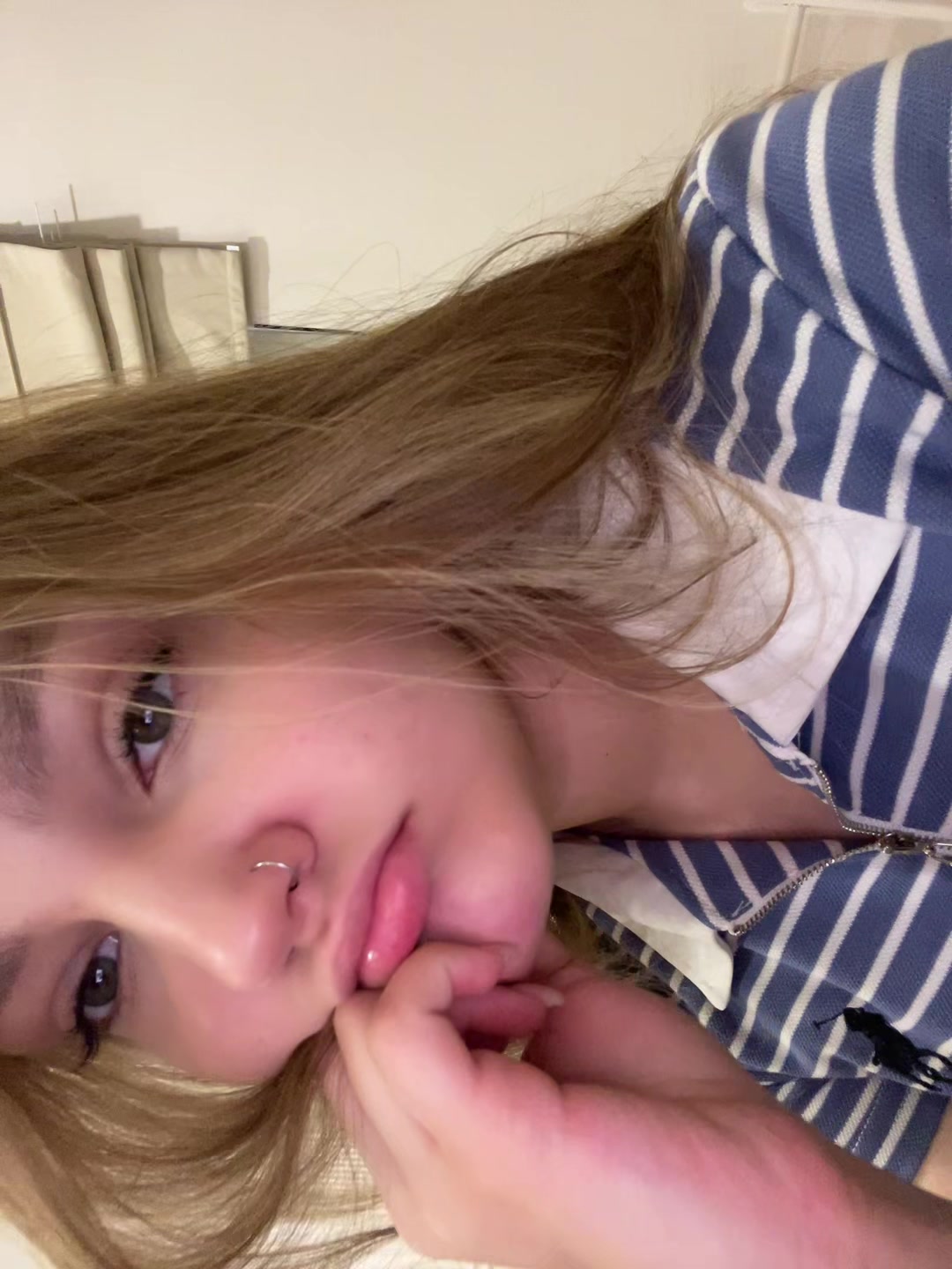 @tttaissiiya