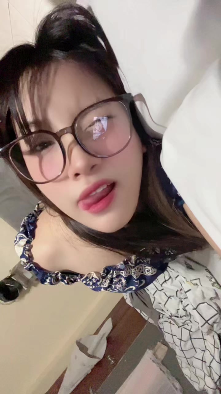 @เหนื่อยจะฮอต [09/09] 🎂