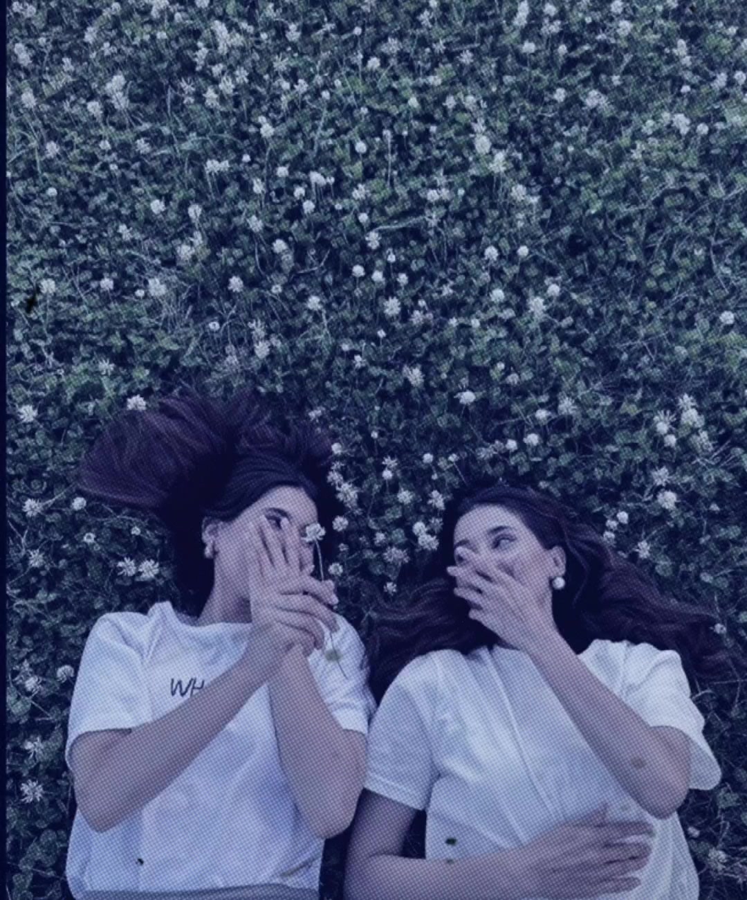 @:)S..>\🫀🖤:)