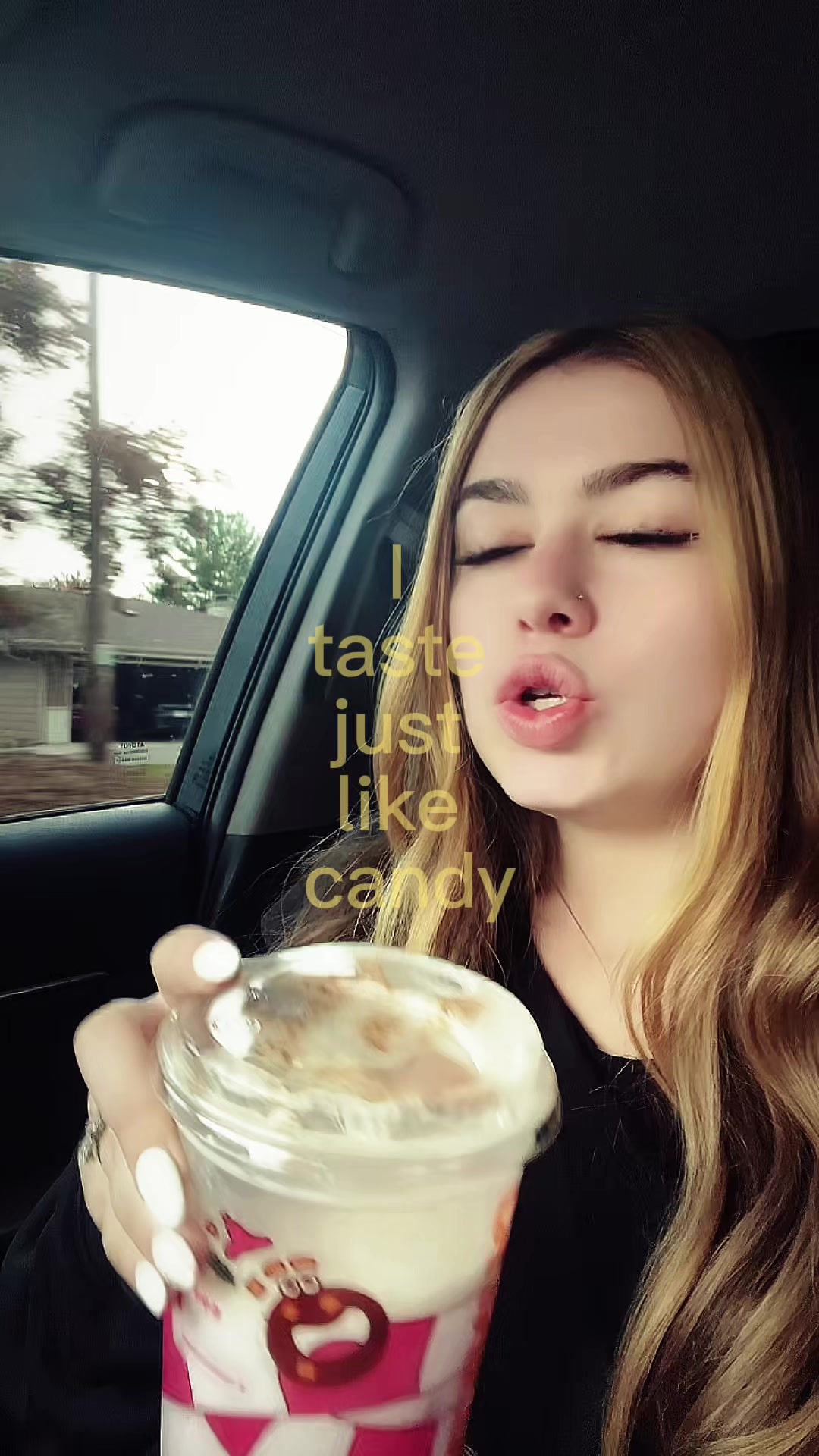 @theyluvv_taylor_01