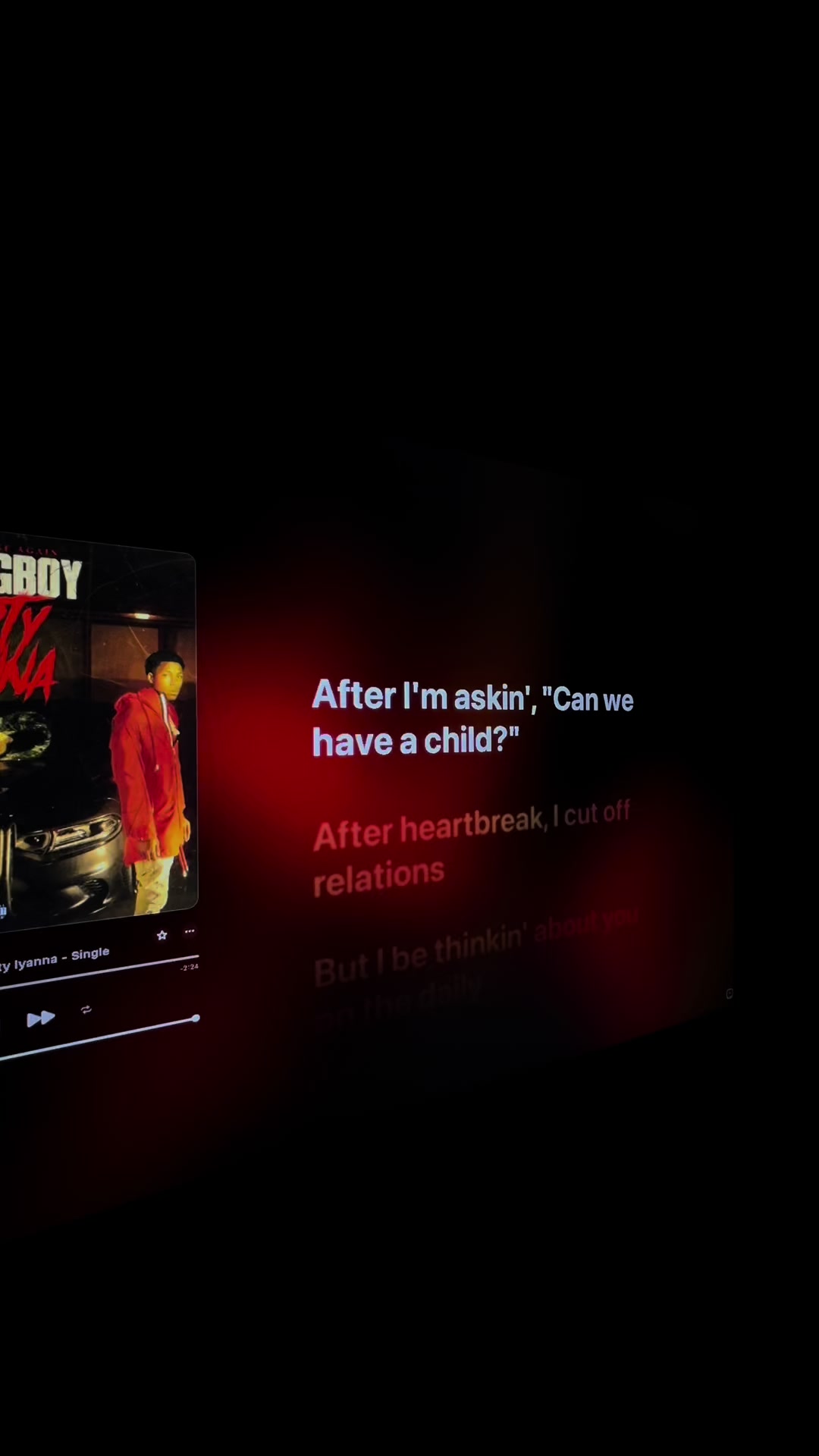 @🎧