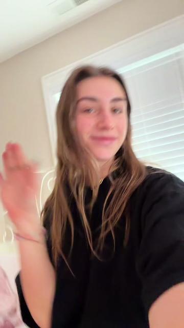 @elenameriii