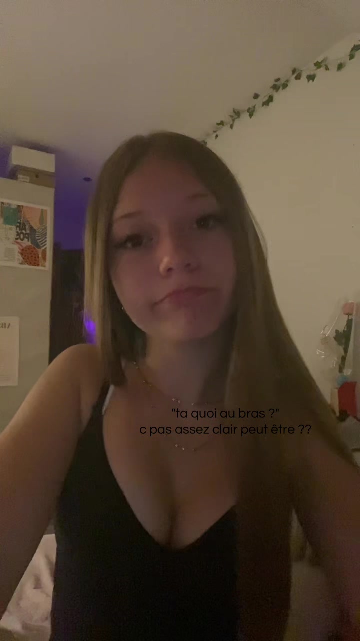 @pretty girl sad face