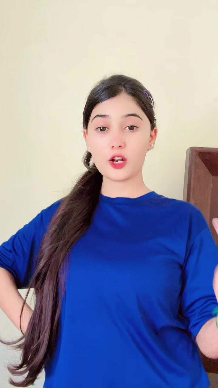@𝐀𝐟𝐬𝐡𝐚 𝐊𝐡𝐚𝐧