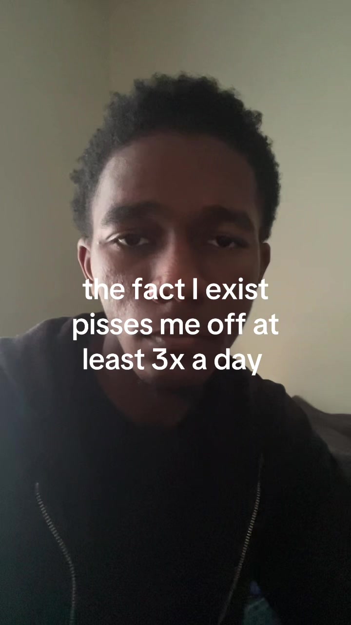 @<3