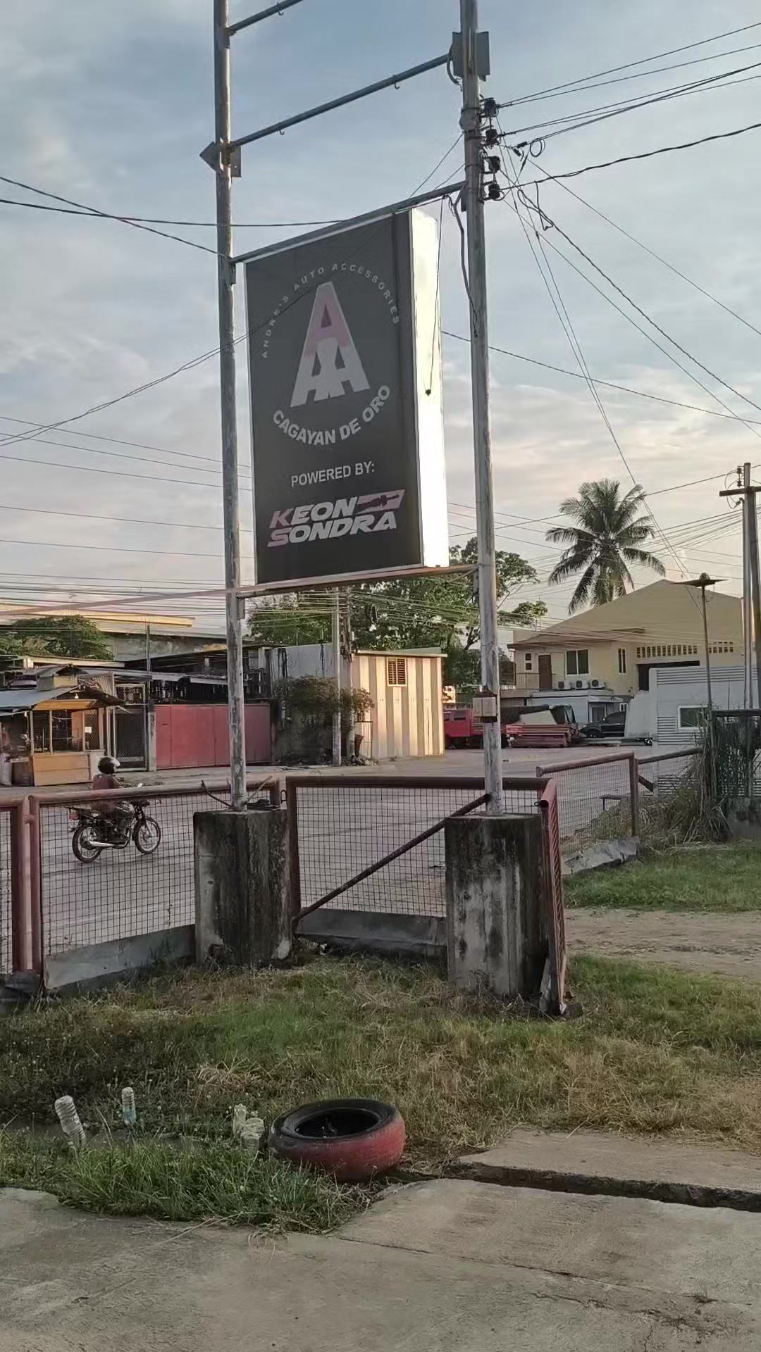 @Andre's Auto Accessories