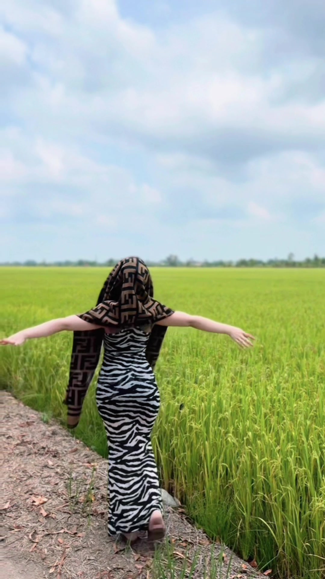 @Hồng Kim
